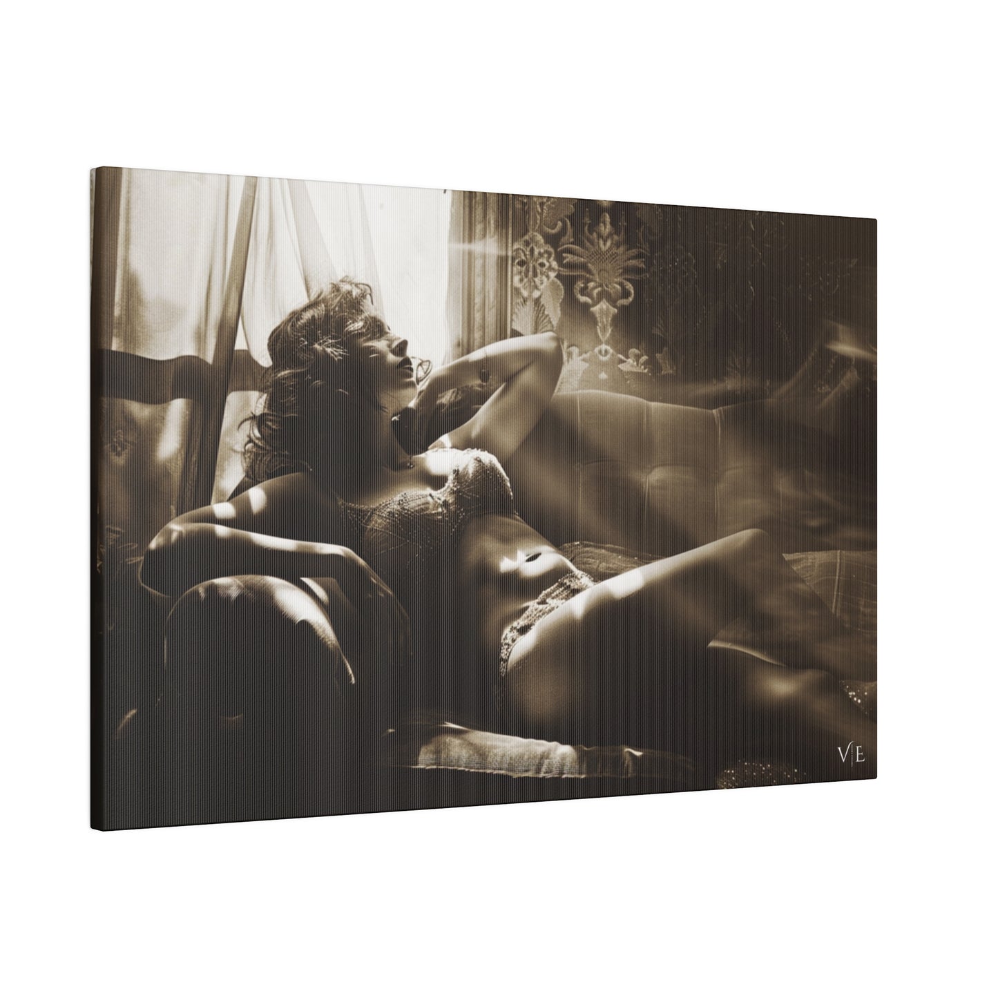 Vintage Erotic Beauty on a Couch - Erotic Art Canvas